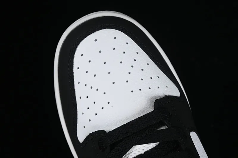 All categories Nk SB Dunk series Nk SB Dunk Low low-top sneakers Nk Dunk Low "Industrial Blue" black and white blue SB low-top sports and leisure sneakers FD6923-100